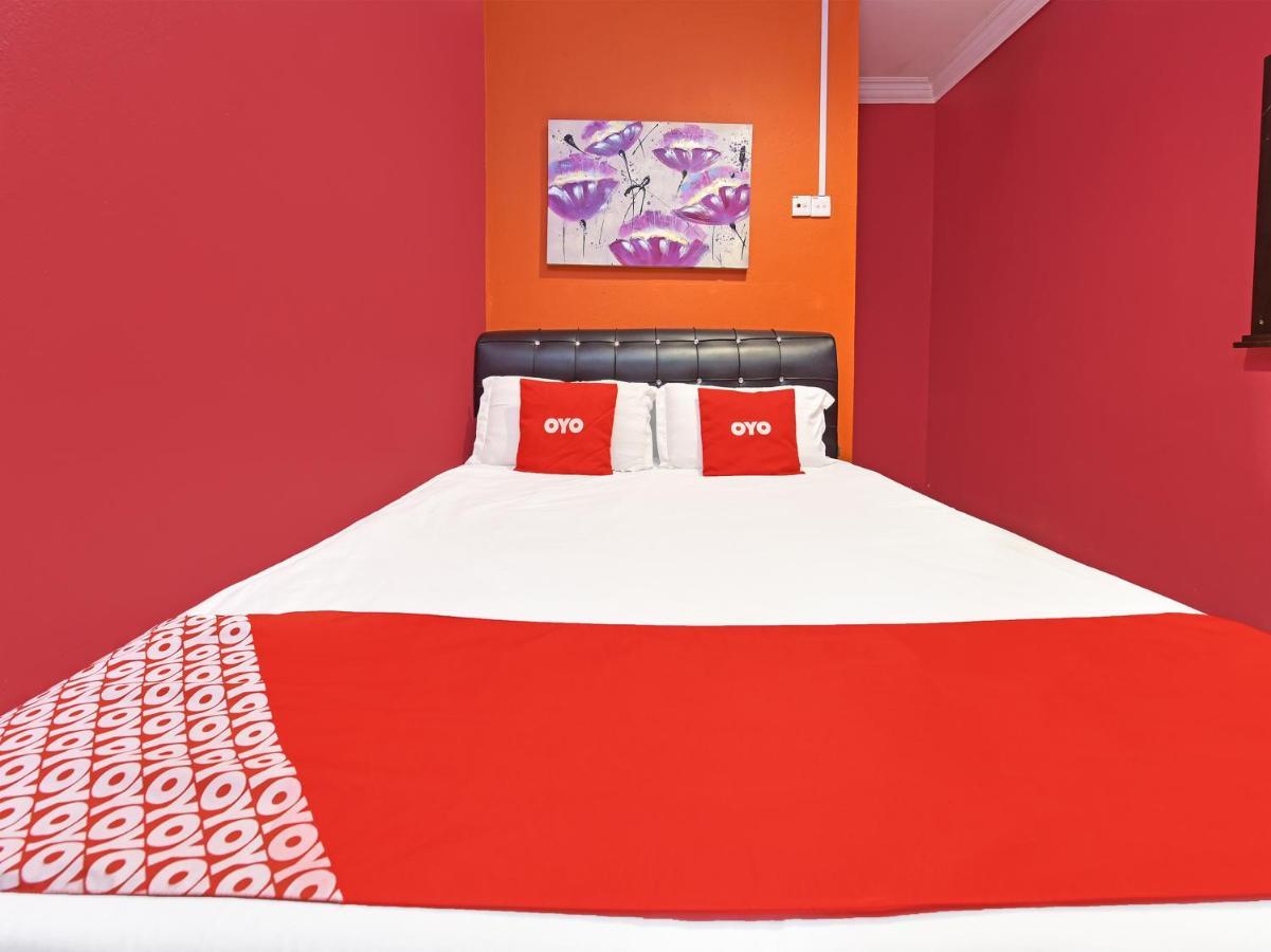 Oyo 89498 Sri Seroja Inn Budget Hotel Kota Bharu Exterior photo
